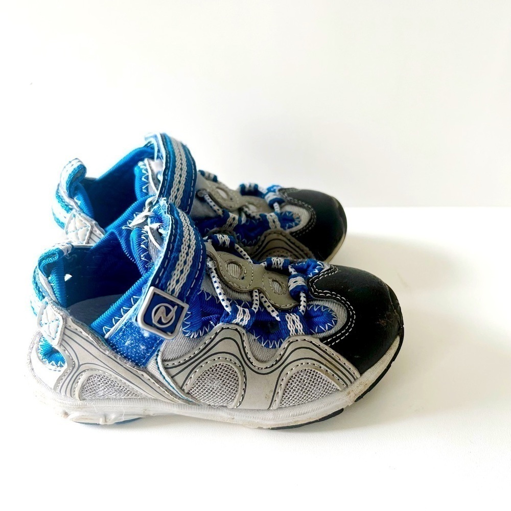 Naturino Toddler Boy Summer Sneakers sz. 8